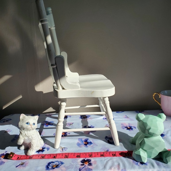 Vintage carved wooden doll chair, fair condition - Picture 4 of 8